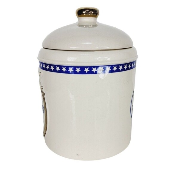 Nestle Original Toll House Cookies Full Original Recipe Ceramic Eagle Cookie Jar - Picture 6 of 13